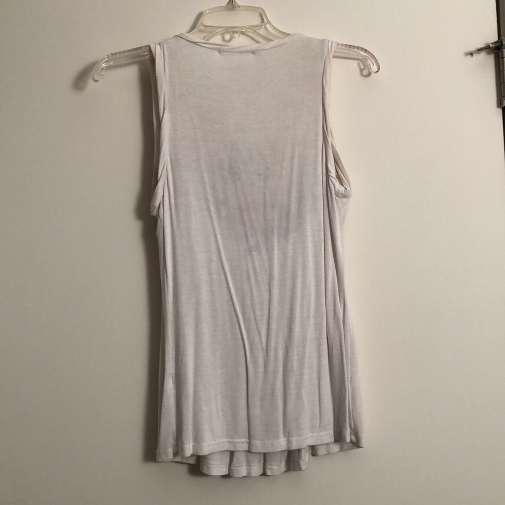 White Flowy Tank - Picture 2 of 4